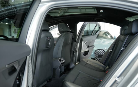 BMW 5 серия, 2025 год, 6 759 500 рублей, 20 фотография