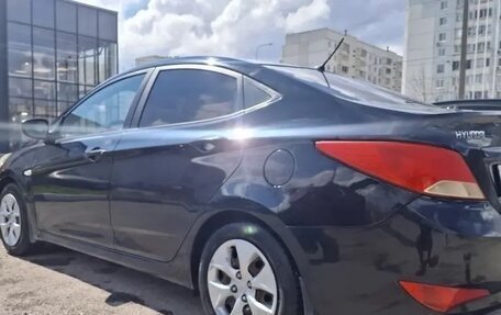 Hyundai Solaris II рестайлинг, 2014 год, 730 000 рублей, 5 фотография