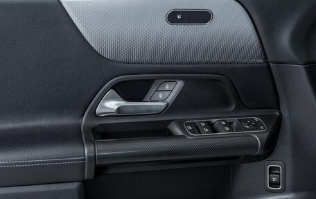 Mercedes-Benz GLB, 2021 год, 3 300 000 рублей, 12 фотография