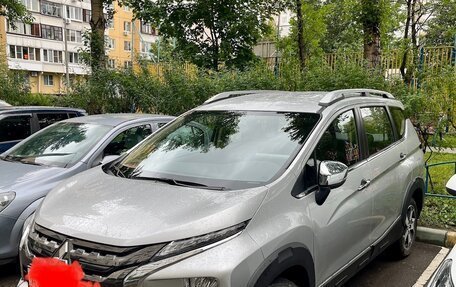 Mitsubishi Xpander, 2022 год, 2 350 000 рублей, 3 фотография