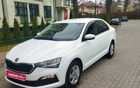 Skoda Rapid II, 2021 год, 1 057 000 рублей, 1 фотография