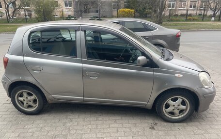 Toyota Yaris I рестайлинг, 2003 год, 220 000 рублей, 4 фотография