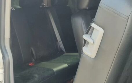 Volkswagen Caravelle T5, 2013 год, 2 850 000 рублей, 7 фотография