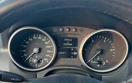 Mercedes-Benz M-Класс, 2010 год, 1 200 000 рублей, 6 фотография