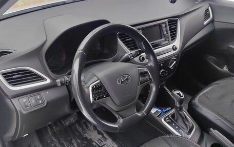 Hyundai Solaris II рестайлинг, 2017 год, 1 200 000 рублей, 7 фотография