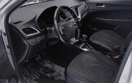 Hyundai Solaris II рестайлинг, 2017 год, 1 200 000 рублей, 6 фотография