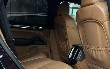 Porsche Cayenne III, 2011 год, 2 600 000 рублей, 16 фотография