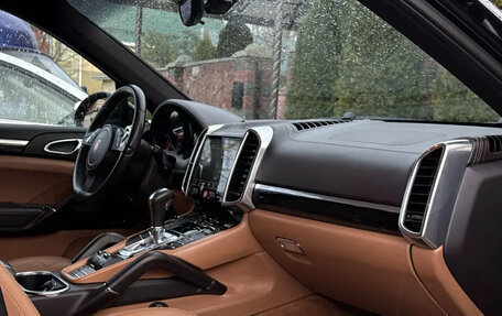 Porsche Cayenne III, 2011 год, 2 600 000 рублей, 13 фотография