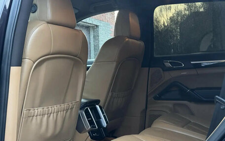 Porsche Cayenne III, 2011 год, 2 600 000 рублей, 18 фотография