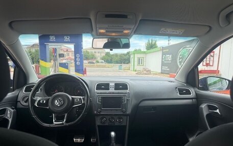 Volkswagen Polo VI (EU Market), 2018 год, 920 000 рублей, 8 фотография