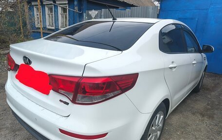 KIA Rio III рестайлинг, 2016 год, 970 000 рублей, 2 фотография