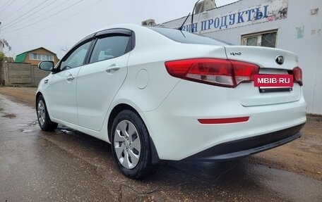 KIA Rio III рестайлинг, 2015 год, 1 050 000 рублей, 2 фотография