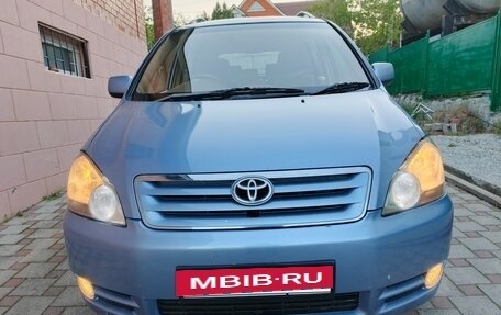 Toyota Picnic II, 2003 год, 639 000 рублей, 2 фотография