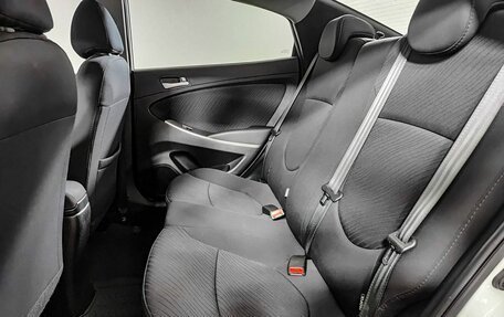 Hyundai Solaris II рестайлинг, 2015 год, 1 180 000 рублей, 12 фотография