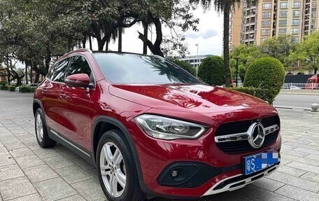 Mercedes-Benz GLA, 2023 год, 2 893 000 рублей, 3 фотография