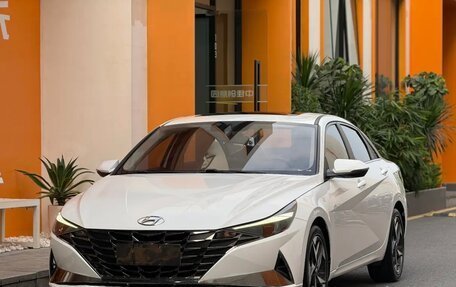 Hyundai Elantra, 2022 год, 1 600 000 рублей, 1 фотография