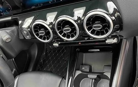 Mercedes-Benz GLA, 2023 год, 2 893 000 рублей, 11 фотография