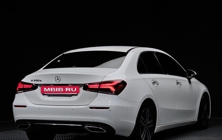Mercedes-Benz A-Класс, 2022 год, 2 973 000 рублей, 3 фотография