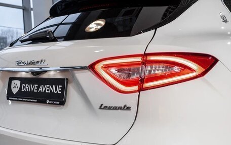 Maserati Levante I, 2017 год, 4 900 000 рублей, 10 фотография