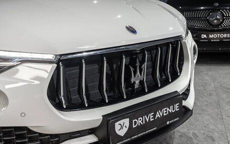 Maserati Levante I, 2017 год, 4 900 000 рублей, 8 фотография
