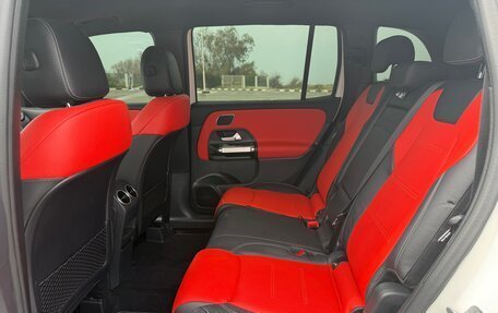 Mercedes-Benz GLB AMG, 2025 год, 8 500 000 рублей, 13 фотография