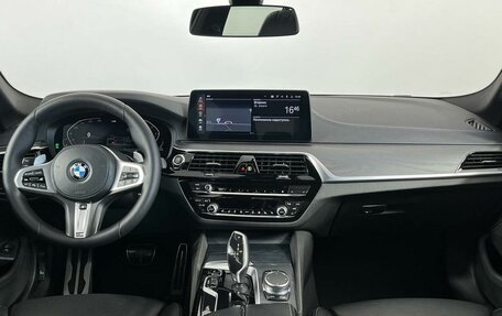 BMW 5 серия, 2020 год, 5 399 000 рублей, 15 фотография