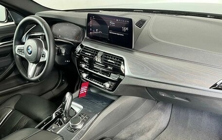 BMW 5 серия, 2020 год, 5 399 000 рублей, 14 фотография