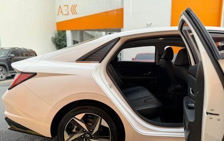 Hyundai Elantra, 2022 год, 1 600 000 рублей, 9 фотография