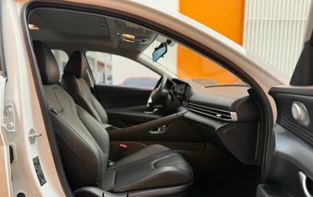 Hyundai Elantra, 2022 год, 1 600 000 рублей, 17 фотография