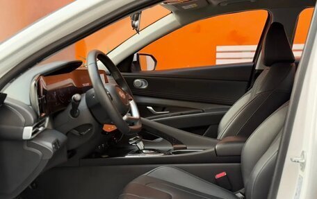 Hyundai Elantra, 2022 год, 1 600 000 рублей, 16 фотография