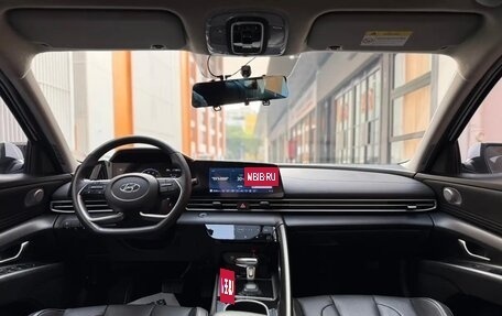Hyundai Elantra, 2022 год, 1 600 000 рублей, 11 фотография