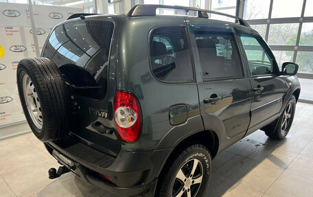 Chevrolet Niva I рестайлинг, 2017 год, 900 000 рублей, 5 фотография