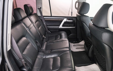 Toyota Land Cruiser 200, 2018 год, 5 999 000 рублей, 22 фотография