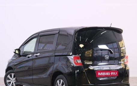 Honda Freed I, 2015 год, 1 499 000 рублей, 5 фотография