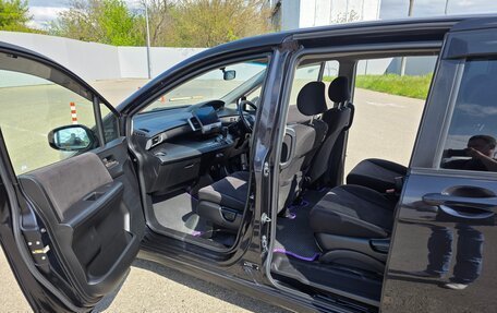 Honda Freed I, 2011 год, 1 060 000 рублей, 5 фотография