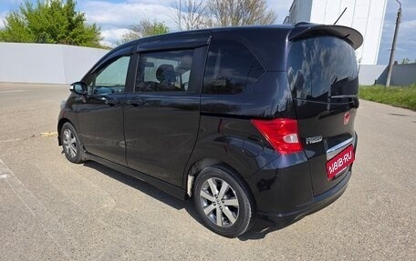 Honda Freed I, 2011 год, 1 060 000 рублей, 4 фотография