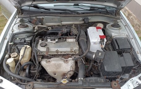 Mitsubishi Galant VIII, 2002 год, 470 000 рублей, 24 фотография