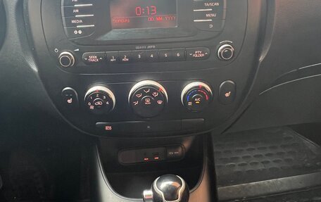 KIA Soul II рестайлинг, 2014 год, 1 200 000 рублей, 10 фотография