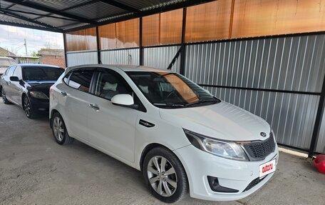KIA Rio III рестайлинг, 2015 год, 750 000 рублей, 2 фотография