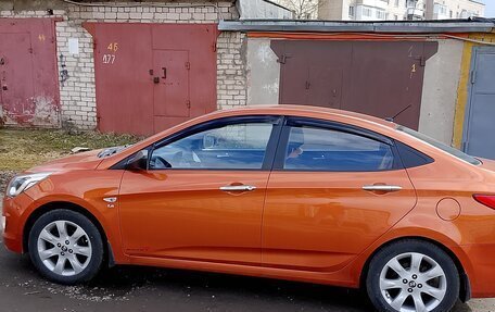 Hyundai Solaris II рестайлинг, 2015 год, 1 120 000 рублей, 6 фотография