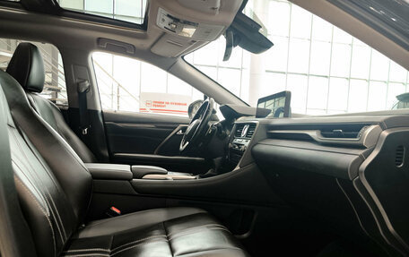 Lexus RX IV рестайлинг, 2021 год, 5 799 000 рублей, 15 фотография