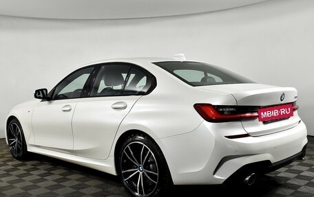 BMW 3 серия, 2019 год, 2 650 000 рублей, 12 фотография