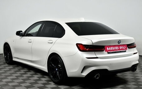 BMW 3 серия, 2019 год, 2 650 000 рублей, 13 фотография