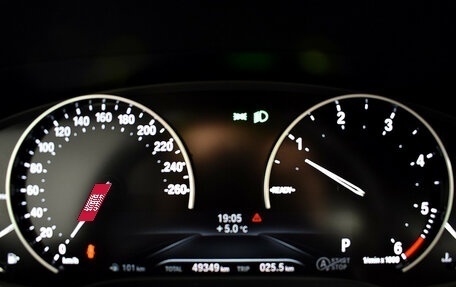 BMW 3 серия, 2019 год, 2 650 000 рублей, 28 фотография