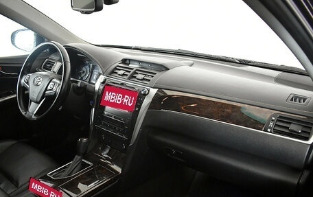 Toyota Camry, 2017 год, 2 079 585 рублей, 7 фотография