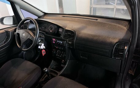 Opel Zafira A рестайлинг, 2000 год, 200 000 рублей, 12 фотография
