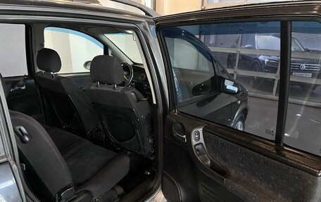 Opel Zafira A рестайлинг, 2000 год, 200 000 рублей, 25 фотография
