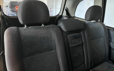Opel Zafira A рестайлинг, 2000 год, 200 000 рублей, 35 фотография