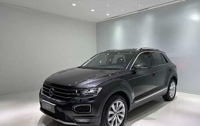 Volkswagen T-Roc I, 2022 год, 1 848 000 рублей, 1 фотография