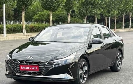 Hyundai Elantra, 2023 год, 1 577 000 рублей, 1 фотография